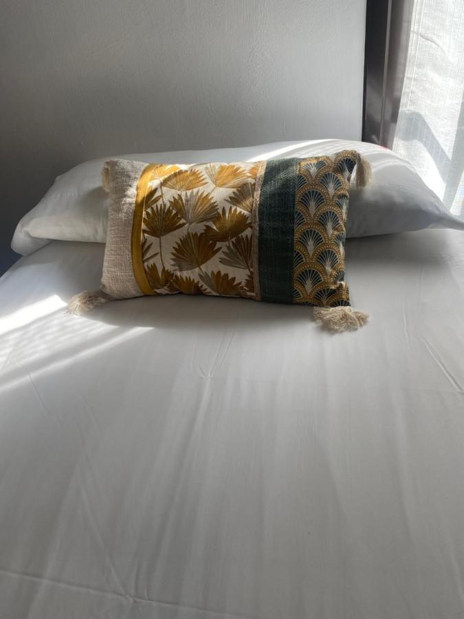 Apartamentos Caces Dış mekan fotoğraf