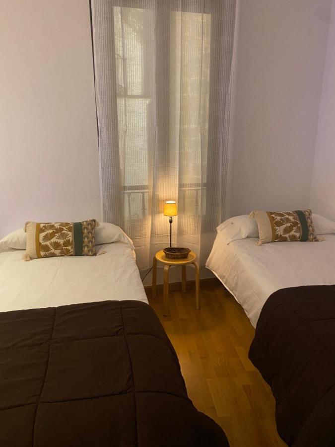 Apartamentos Caces Dış mekan fotoğraf