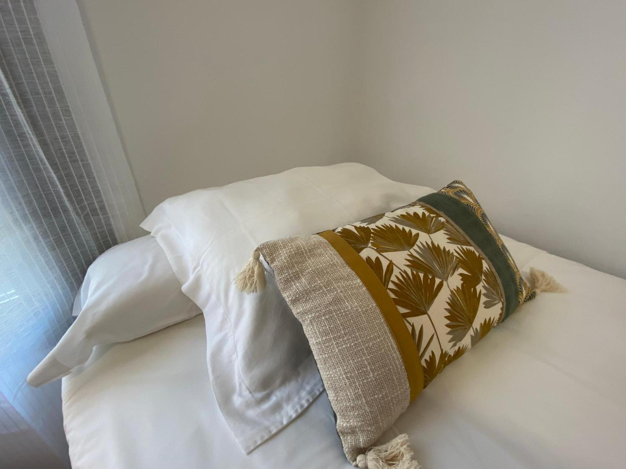 Apartamentos Caces Dış mekan fotoğraf