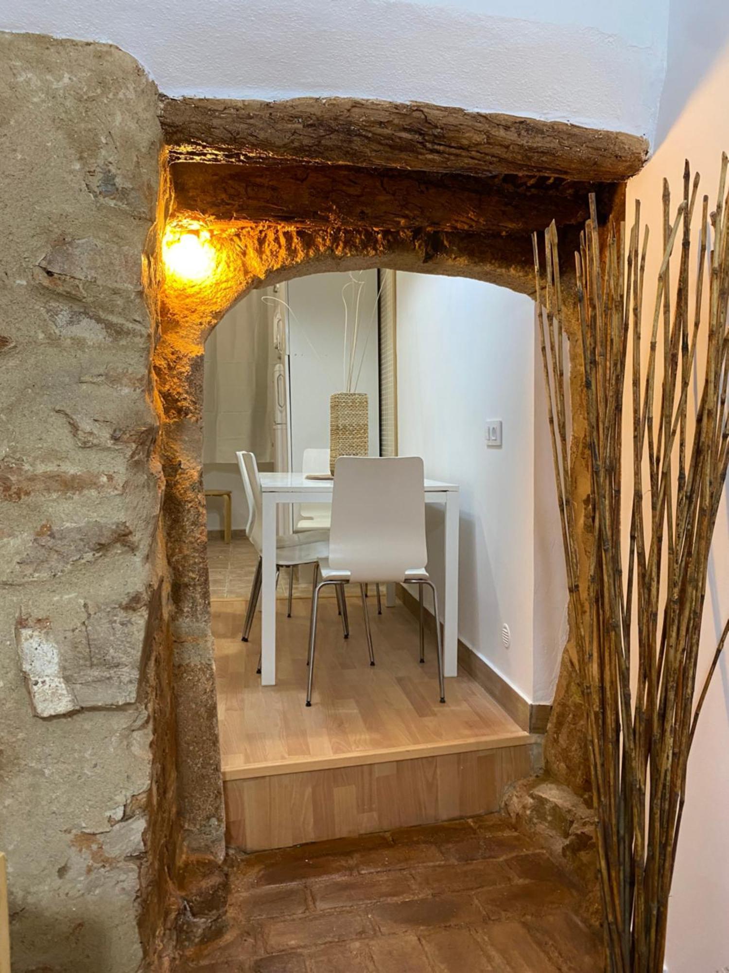 Apartamentos Caces Dış mekan fotoğraf