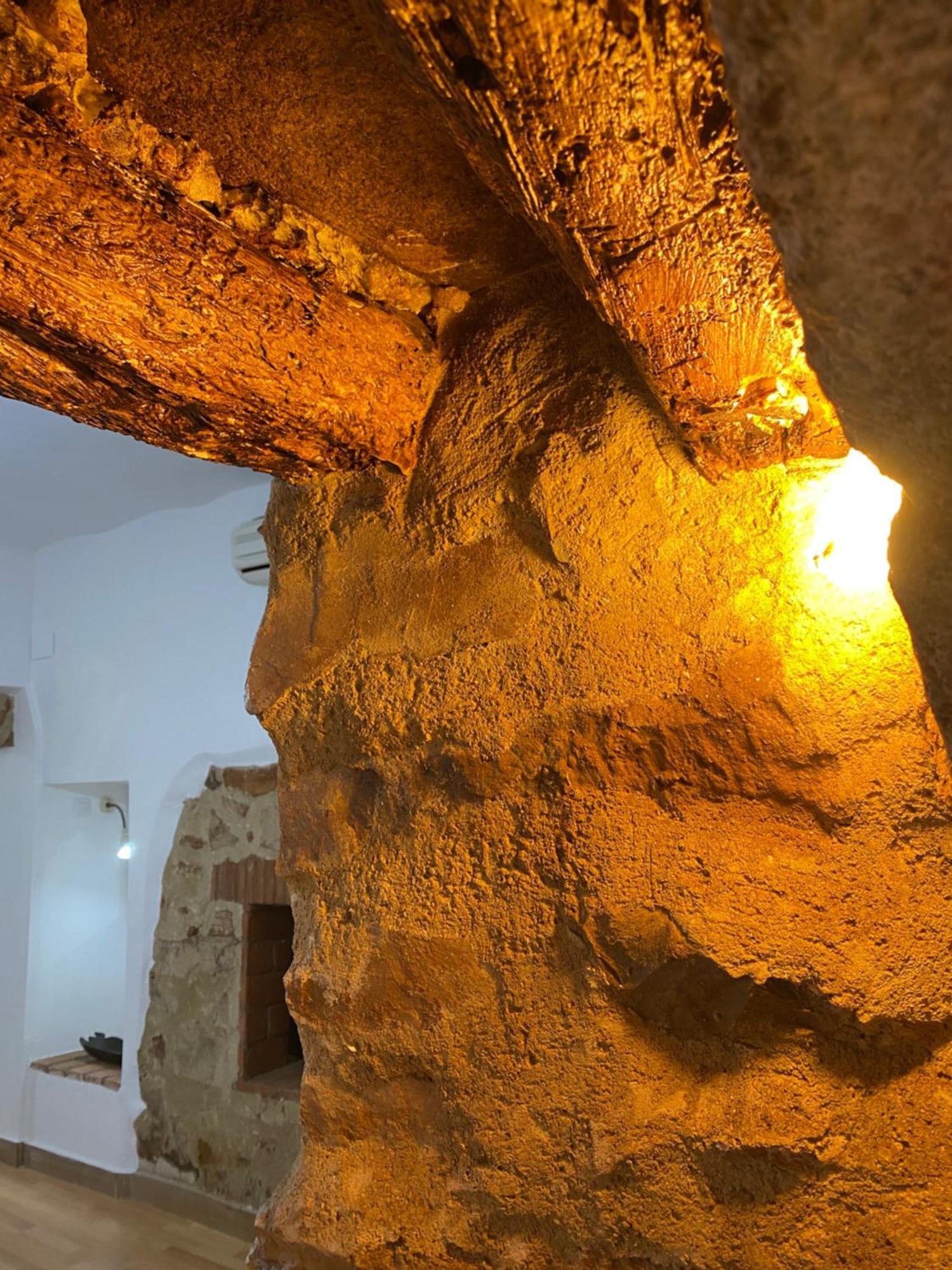 Apartamentos Caces Dış mekan fotoğraf