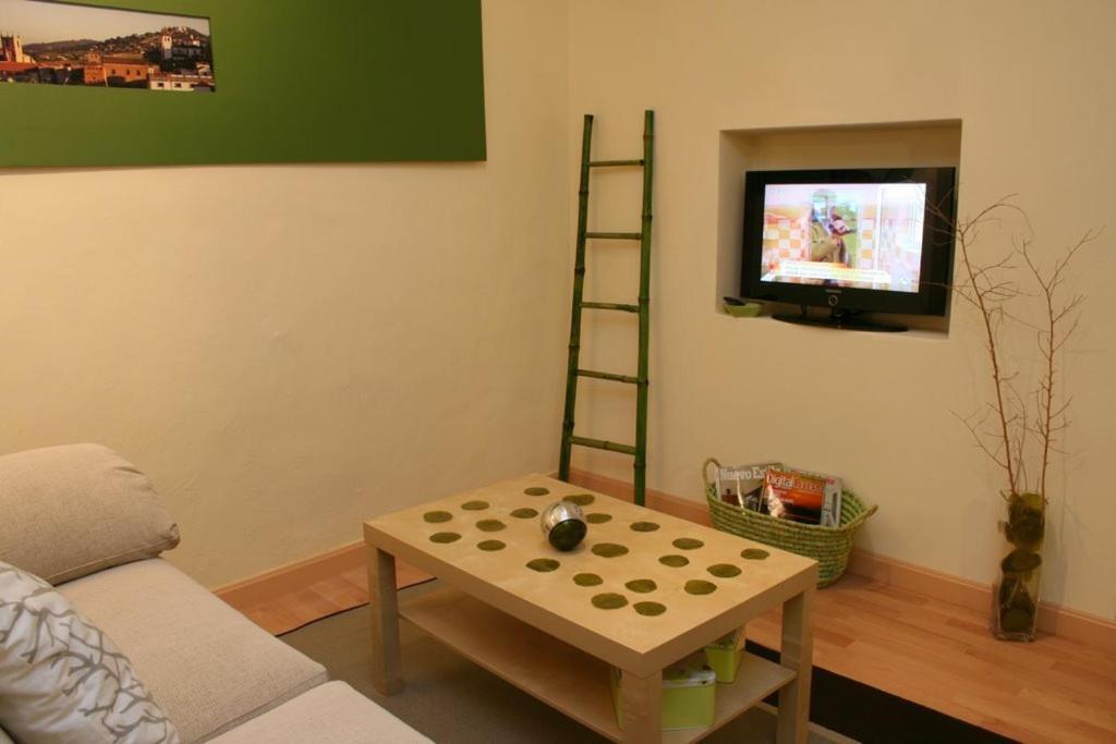 Apartamentos Caces Dış mekan fotoğraf