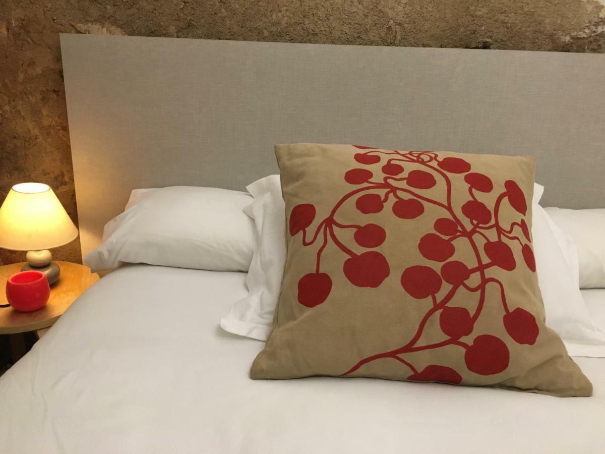 Apartamentos Caces Dış mekan fotoğraf